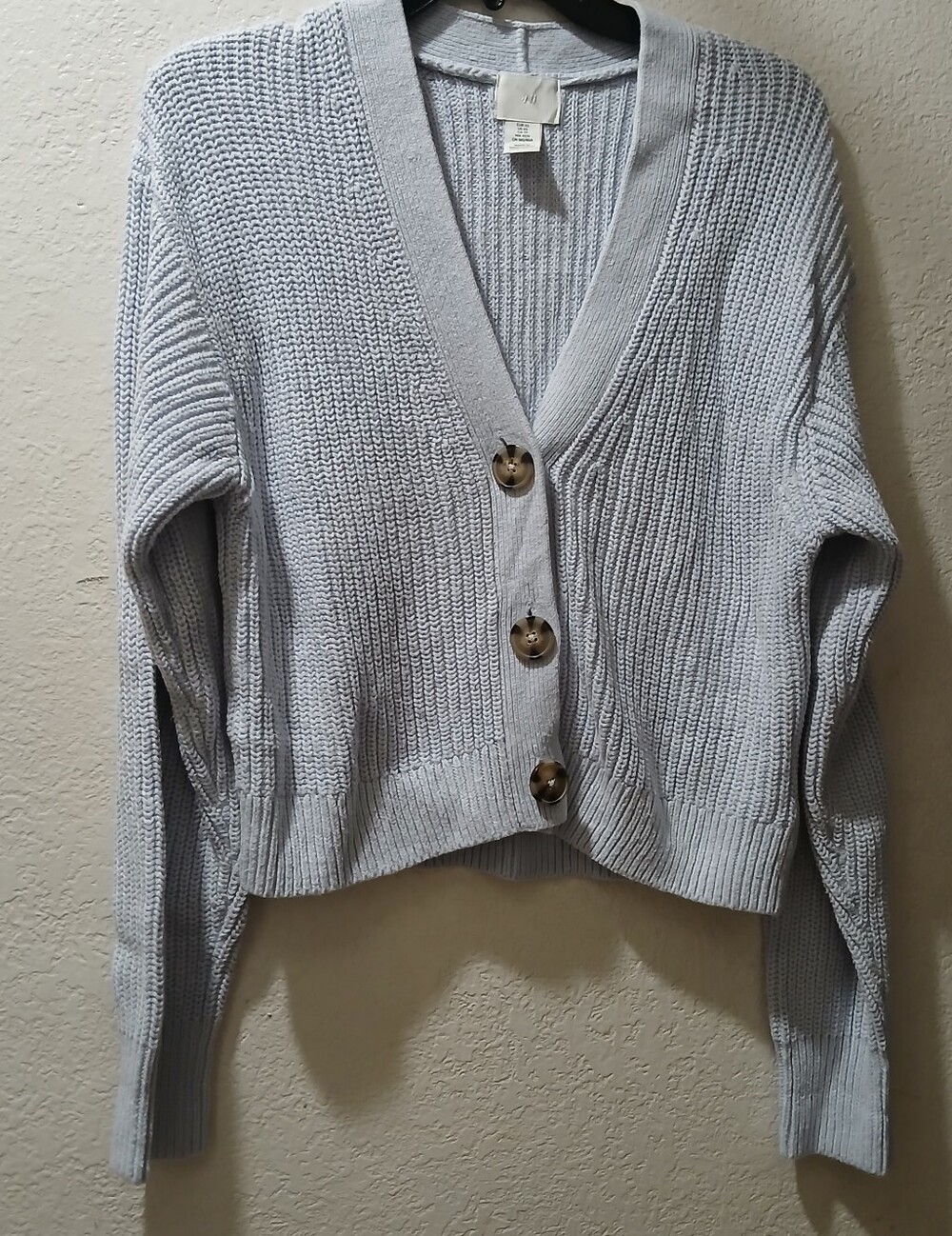 H&M size XS  Light Blue V-Neck Buttoned Cropped Cardigan